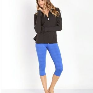 Beyond Yoga Vibrant Blue Capris
